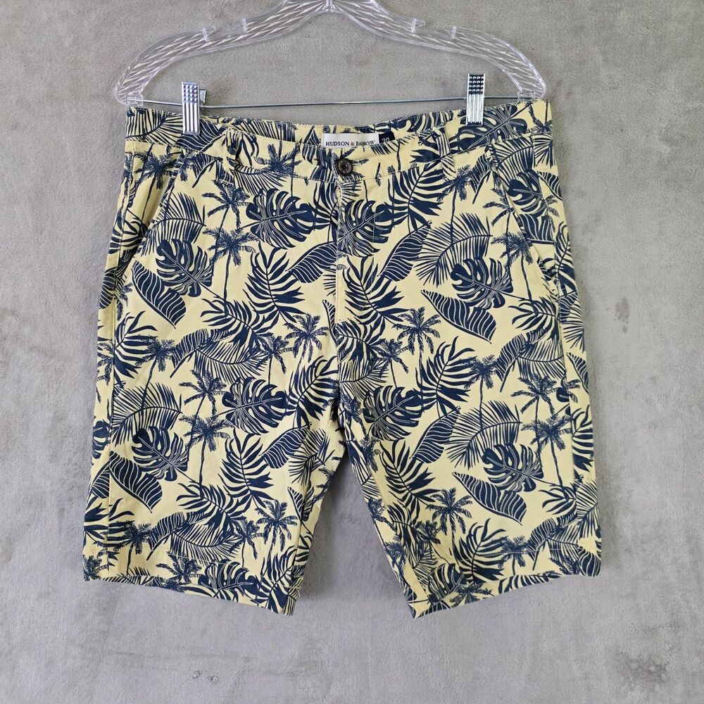 Hudson & Barrow  Blue Yellow Floral  Sz 30 Shorts